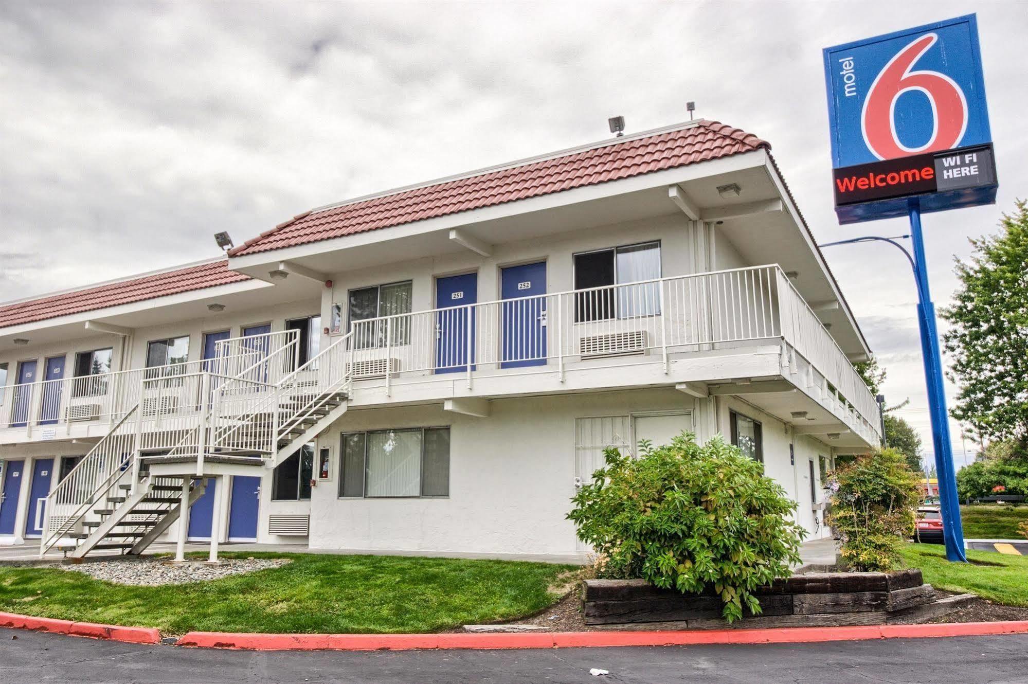 Motel 6-Everett, Wa - South Wintermutes Corner Экстерьер фото