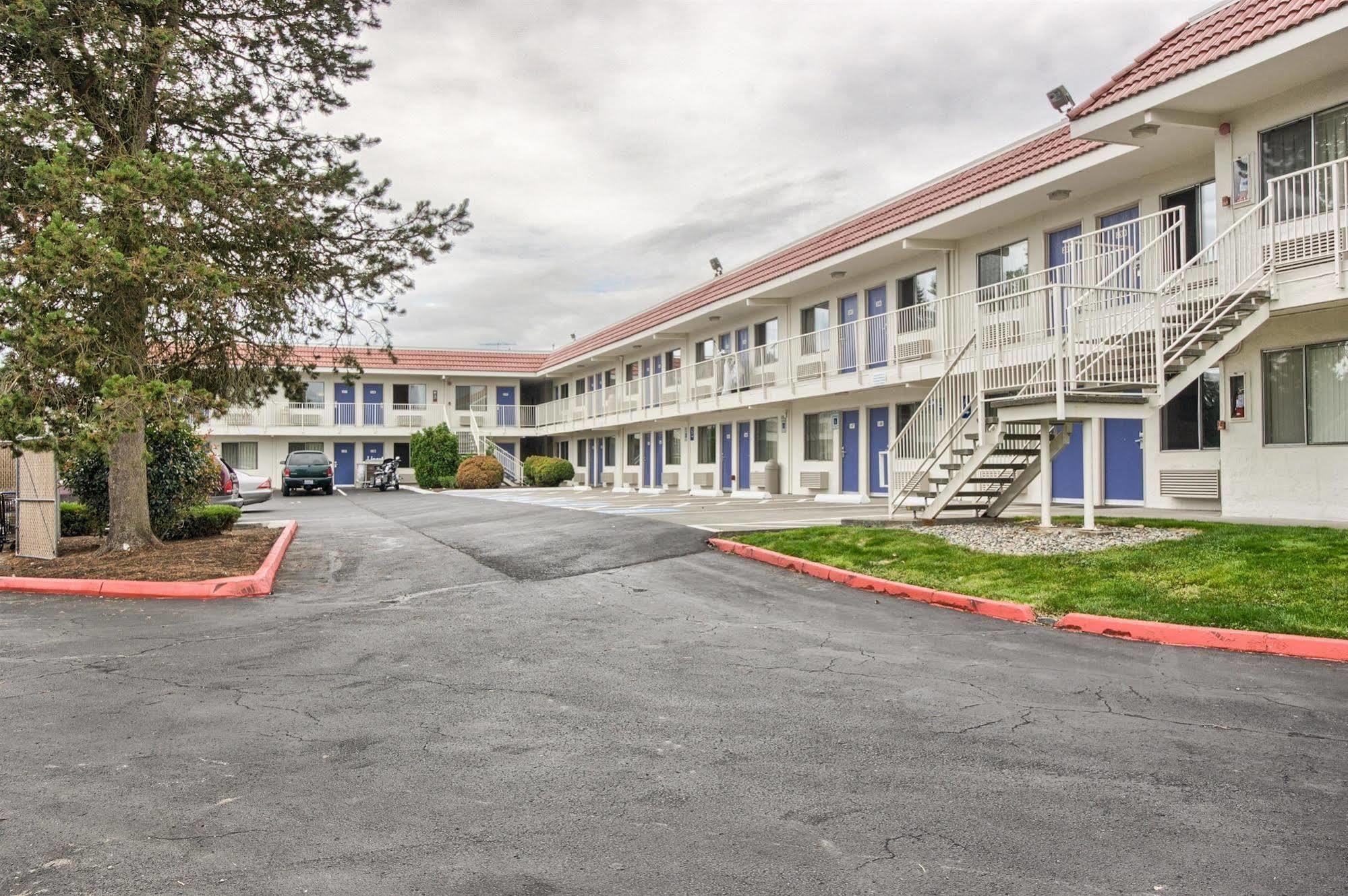 Motel 6-Everett, Wa - South Wintermutes Corner Экстерьер фото
